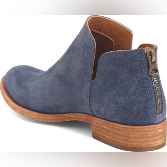 Kork-Ease Renny Leather Bootie in Navy color Women NEW!! - Picture 2 of 9